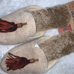 Women’s memory foam slippers size XL